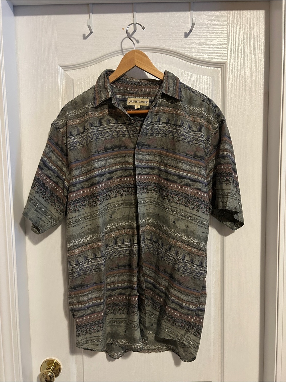 Men's Short-Sleeve Button-Up Shirt in Olive Multi-Stripe